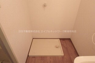 ユートピア三愛新島の物件内観写真